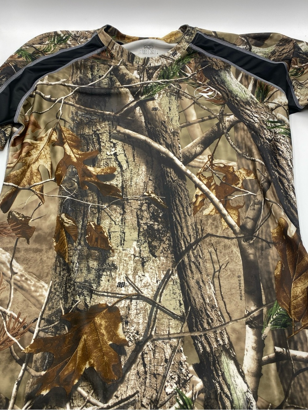 Real Tree Camouflage Short Sleeve Hunting T Shirt Red Head Large Women Outdoor